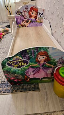 детский кровать 3-7,8,9лет