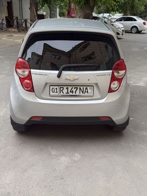 Chevralet SPARK 2012