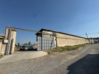 Toshken Viloyati Tolabe Noturar bino SOTILADI