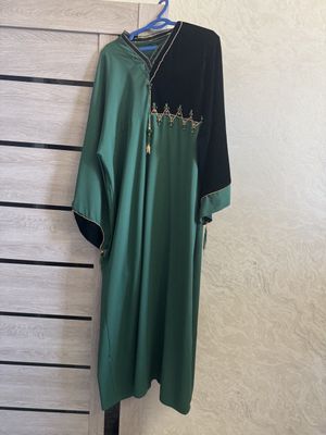 Abaya deyarli yangi