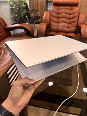 Asus vivobook продаю ноутбук для игр и работы