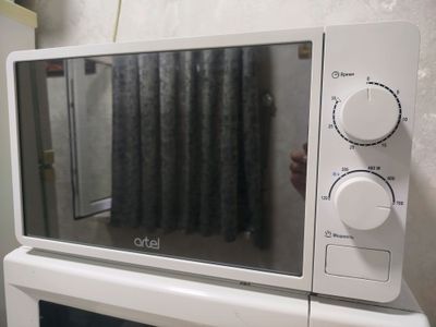 продается своя микроволновка Артель