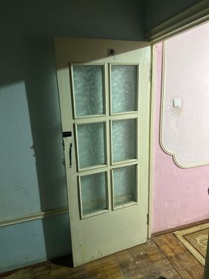 Эски эшик ром таркет сотилади