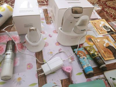 Отличный массажёр для лица известной фирмы Артистр