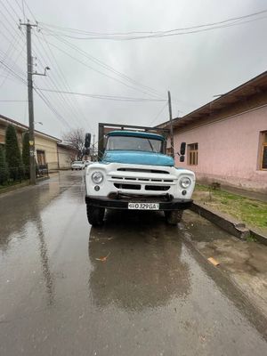 Zil 130 srochniy sotiladi