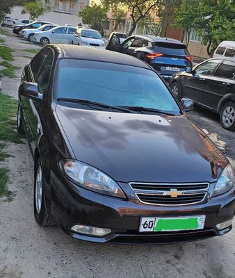 Автомобиль Жентра
