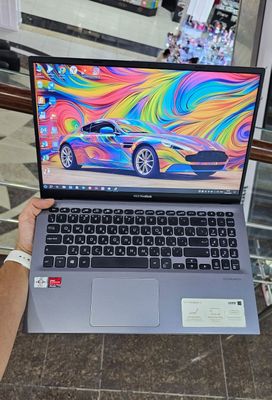 155 kun ishlagan iddeal ASUS notebookni yarim narxiga qilb berayinmi?