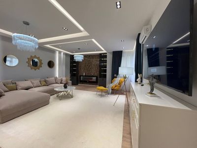Сдается 3х ком квартира, ЖК Янги Дархан, ор-р: Дархан, 107 м²