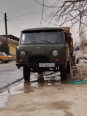 UAZ sotiladi .Holati yaxshi.Yili 1984