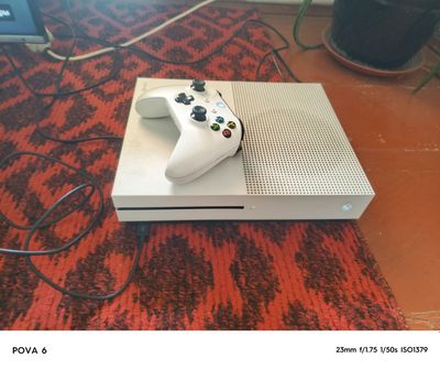 Xbox one s ( 1.tb) +Wot , Pubg