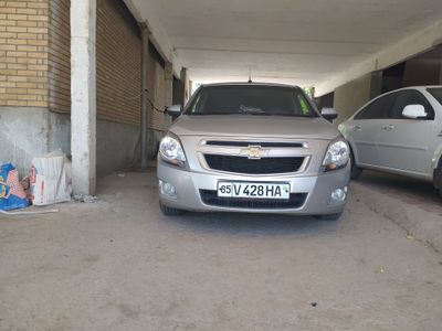 Kobalt Moshina sotiladi