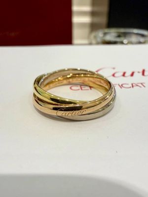 Кольцо Cartier Trinity Small B42351