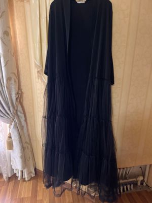 Qora abaya dubaiskiy