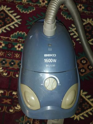 Продаётся пылесос beko