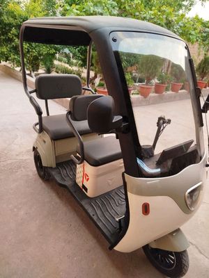 Fargona shaxar 900$ kelishamiz 916781747