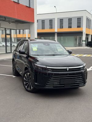 Huawei Aito M7 2025 Hybrid 175km Elektr +dop opsiya