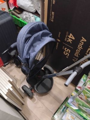 Продаю вело коляску и детский стол и стулья