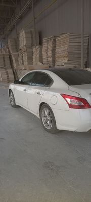 Nissan Maxima 15000$