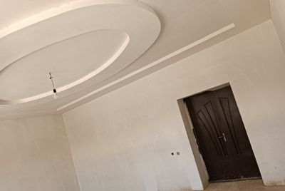 Nazarbek tekstilda uy sotiladi