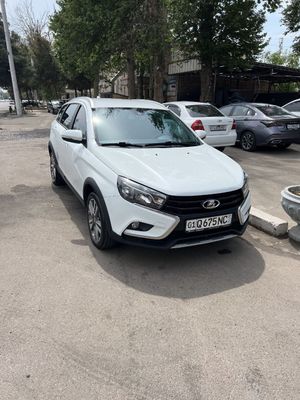 Продаётся lada vesta 2019