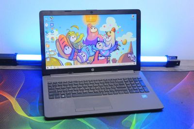 HP noutbuk super NARXDA SSD o'rnatilgan