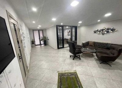 Офис ул.Мукими 1-этаж 90 м² евроремонт 1-линия