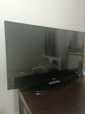 Продам ТВ samsung 40. Малайзия.