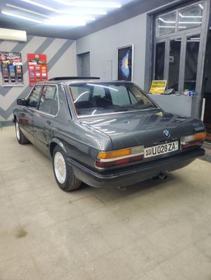 Обменяю свою BMW e28 на другую авто