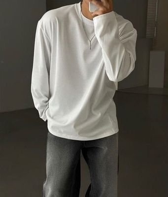 Белый свитшот (лонгслив, oversize)