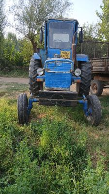 Traktor T28 pretsepi bilan
