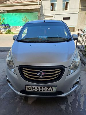 Spark sotiladi
