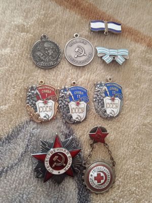 Продам медали