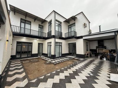 Участок 2,3 сотки, 7 комнат. Сабзавот