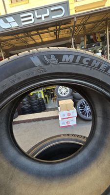 295/40/R21 Michelin pilot sport 4