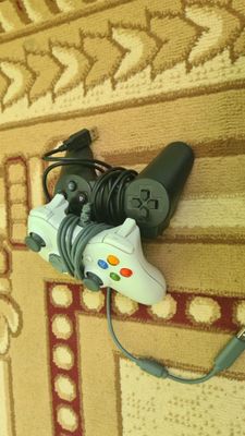 Gamepad sotiladi 2 xil