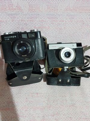 Советские фотоаппараты Электра 112. и Smena 8 M