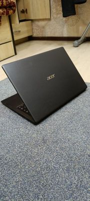 Noutbuk Acer aspire 3