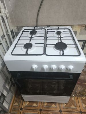 Продам газ плиту в отличном состоянии ARTEL