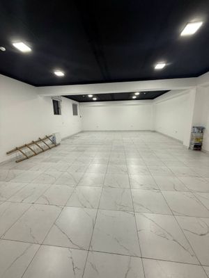 Паркентский Эвос отдельно стоящее здание 6соток 1000кв.м 3уровней