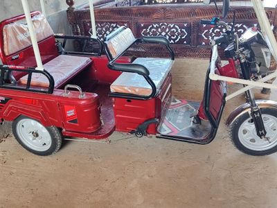 Скутер сотилади 550 дол