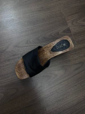 Кожанные сабо