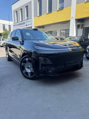 Changan Deepal S09 Full position