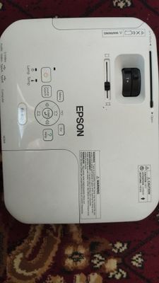 Epson проектор сотилади