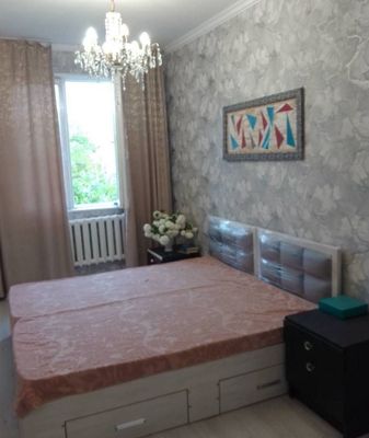 Сдаю 2 ком кв в Буюк Ипак йули художник