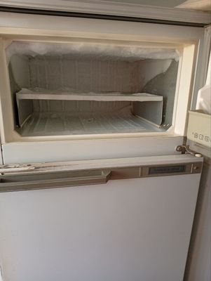 Продается холодильник двухкамерный Минск 15м