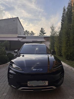 BYD Song Plus Champion 2023 srochna sotiladi