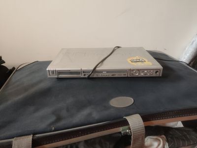 DVD ishledi Sonic nomi 299 min