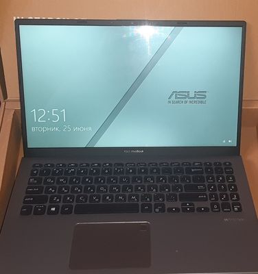 ASUS ViVoBook i3