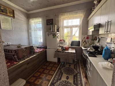 Дом 4 км 79кв + 2 соток земли