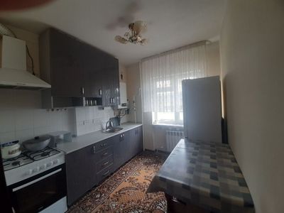 Sergeli 2-bekat metro yonida arenda